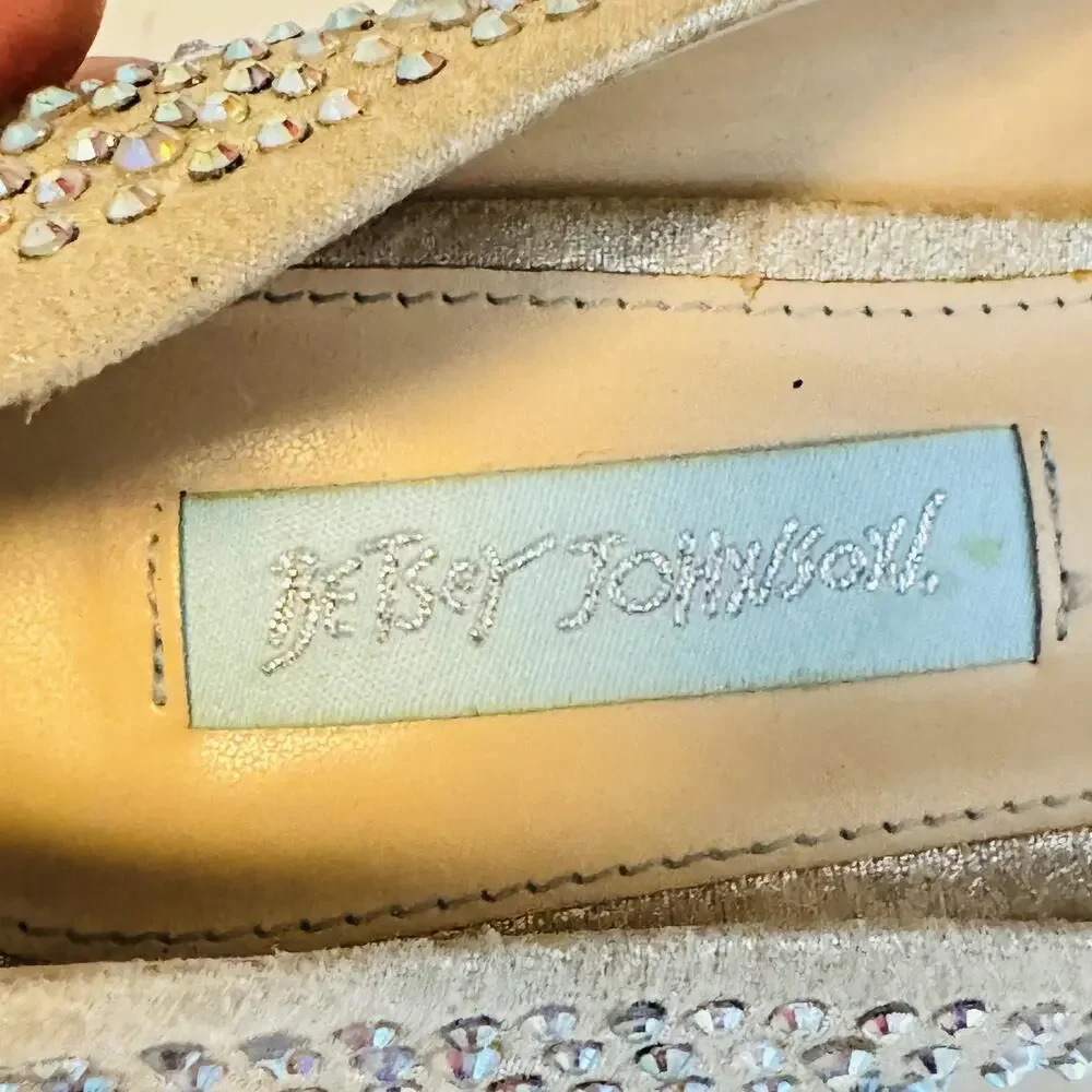 Betsey Johnson Shoes Womens 7.5 White Shine Rhinestone Pumps Stiletto Wedding